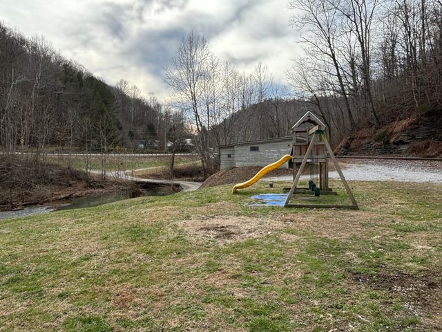 5930 KY-11, Manchester, KY 40962