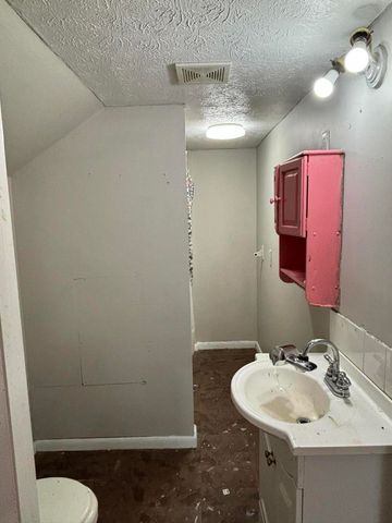 5930 KY-11, Manchester, KY 40962