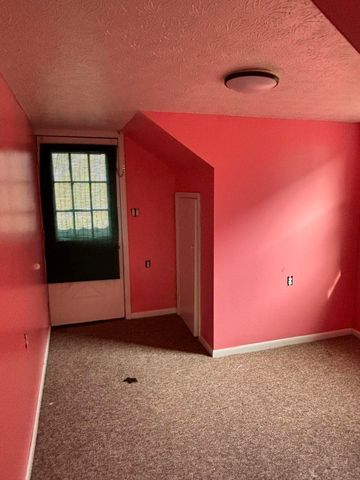 5930 KY-11, Manchester, KY 40962