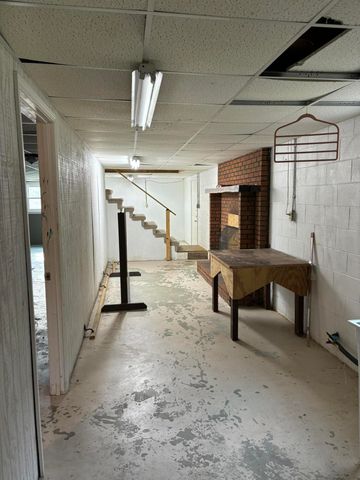 5930 KY-11, Manchester, KY 40962