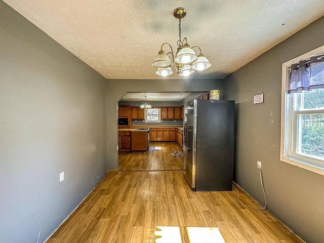 5930 KY-11, Manchester, KY 40962