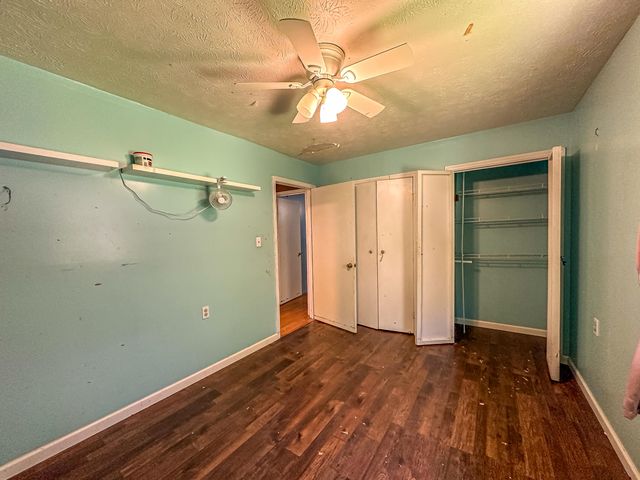 5930 KY-11, Manchester, KY 40962