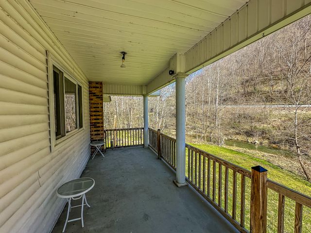 5930 KY-11, Manchester, KY 40962