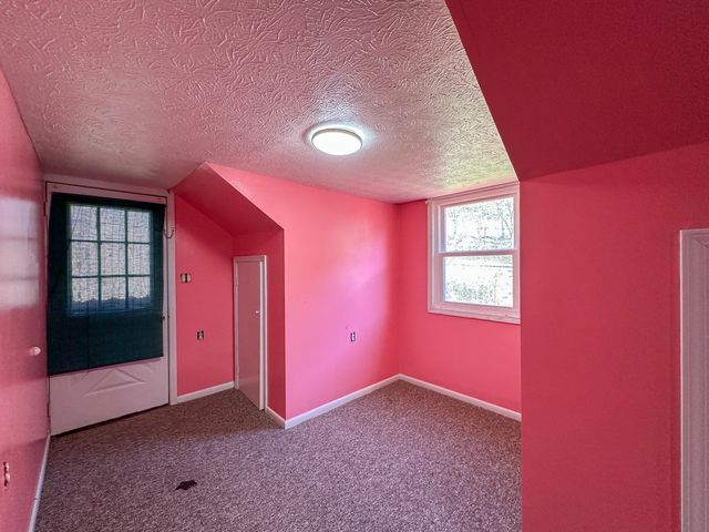 5930 KY-11, Manchester, KY 40962