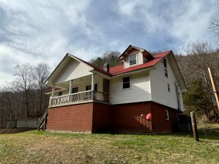 5930 KY-11, Manchester, KY 40962