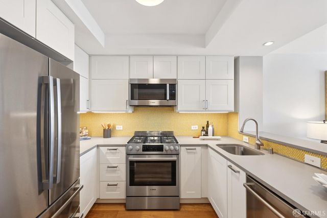 750 Van Ness Avenue 1106, San Francisco, CA 94102