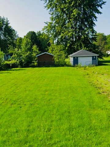 3118 E Fisher Road, Bay City, MI 48706