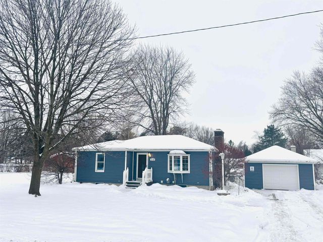 3118 E Fisher Road, Bay City, MI 48706