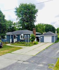 3118 E Fisher Road, Bay City, MI 48706