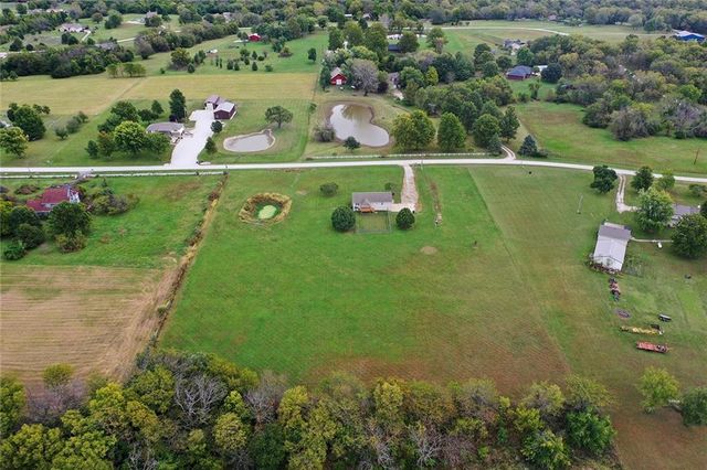 23704 S Scottsdale Terrace, Peculiar, MO 64078