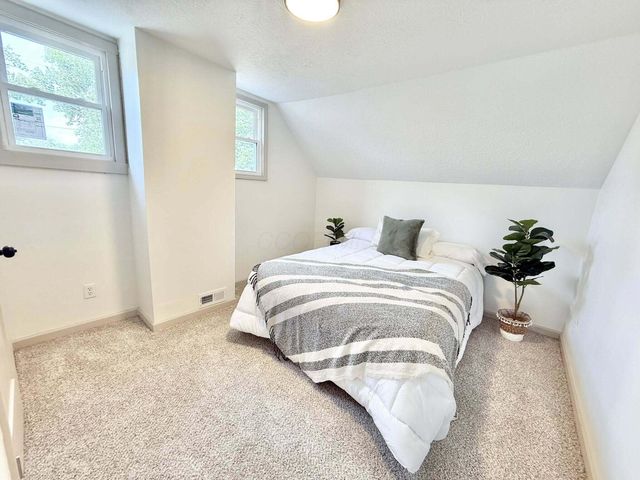 207 S Harrison Street, Mount Vernon, OH 43050