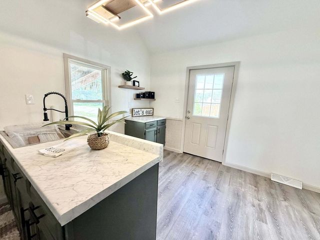 207 S Harrison Street, Mount Vernon, OH 43050
