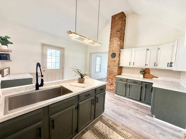 207 S Harrison Street, Mount Vernon, OH 43050