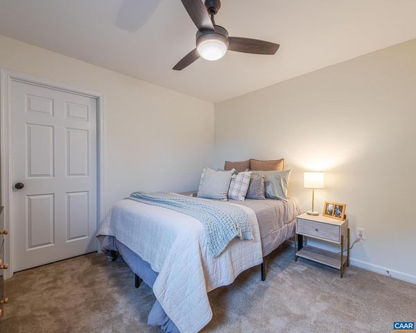 9 LAUREL OAK CT, Zion Crossroads, VA 22942