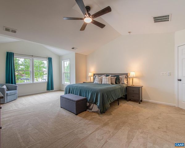 9 LAUREL OAK CT, Zion Crossroads, VA 22942