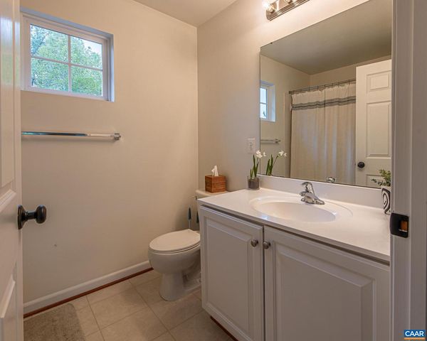9 LAUREL OAK CT, Zion Crossroads, VA 22942