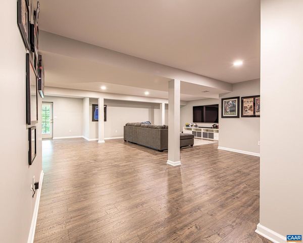 9 LAUREL OAK CT, Zion Crossroads, VA 22942