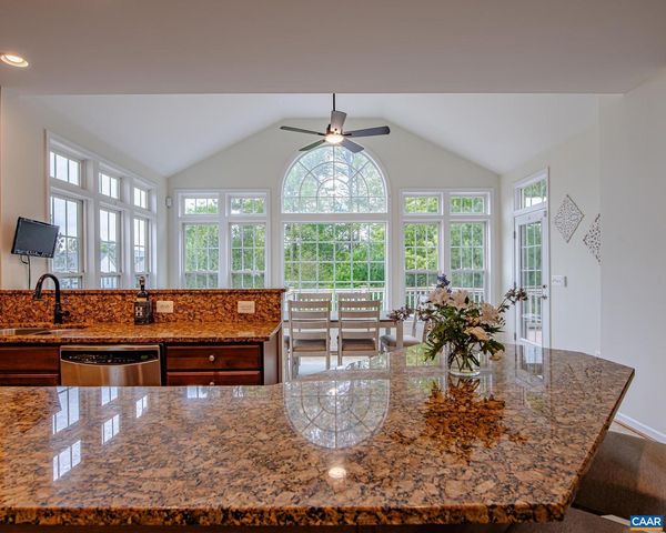 9 LAUREL OAK CT, Zion Crossroads, VA 22942
