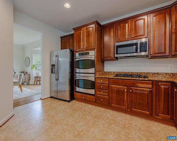 9 LAUREL OAK CT, Zion Crossroads, VA 22942
