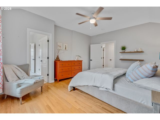 15937 Sw TUSCANY St, Portland, OR 97223