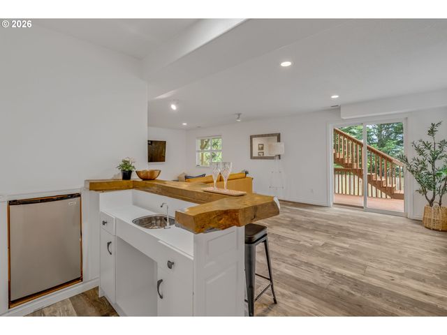 15937 Sw TUSCANY St, Portland, OR 97223