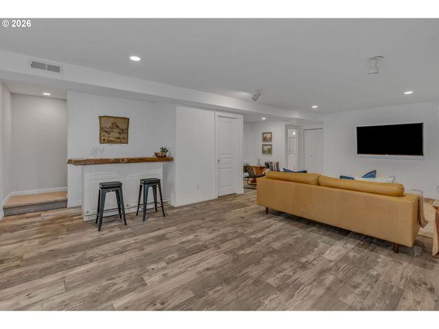 15937 Sw TUSCANY St, Portland, OR 97223