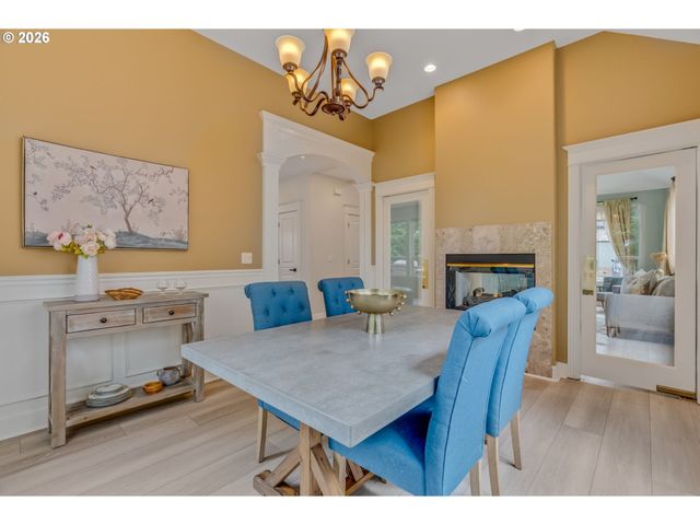 15937 Sw TUSCANY St, Portland, OR 97223
