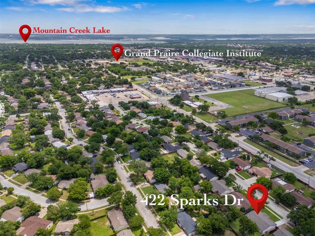 422 Sparks Street, Grand Prairie, TX 75051