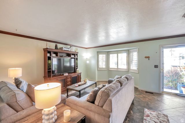 4012 S DURRANS LN, West Valley City, UT 84120