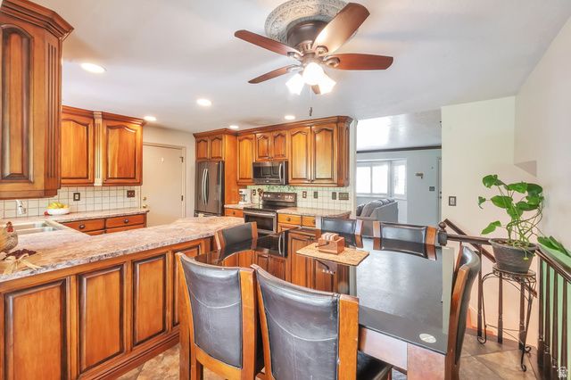 4012 S DURRANS LN, West Valley City, UT 84120