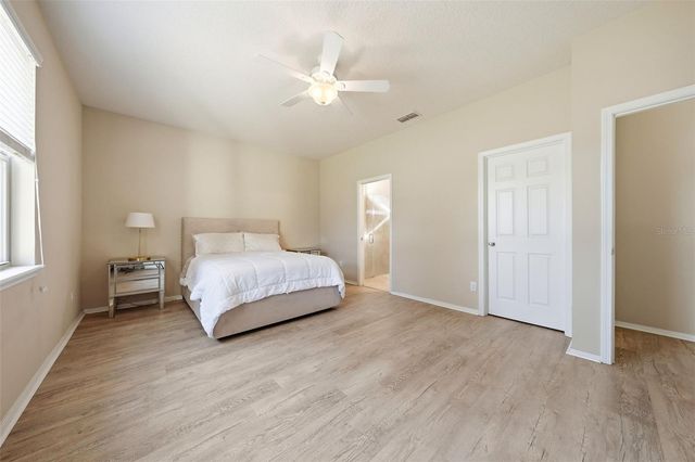 20945 OLDENBURG LOOP, Mount Dora, FL 32757