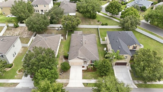 20945 OLDENBURG LOOP, Mount Dora, FL 32757