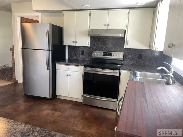 3100 Challis Creek Road, Challis, ID 83226