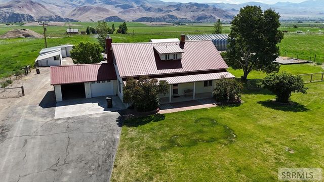 3100 Challis Creek Road, Challis, ID 83226