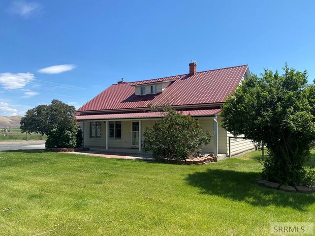 3100 Challis Creek Road, Challis, ID 83226