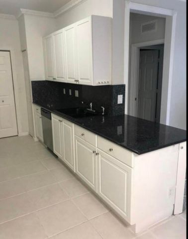 3545 Forest Hill Boulevard 2, Palm Springs, FL 33406