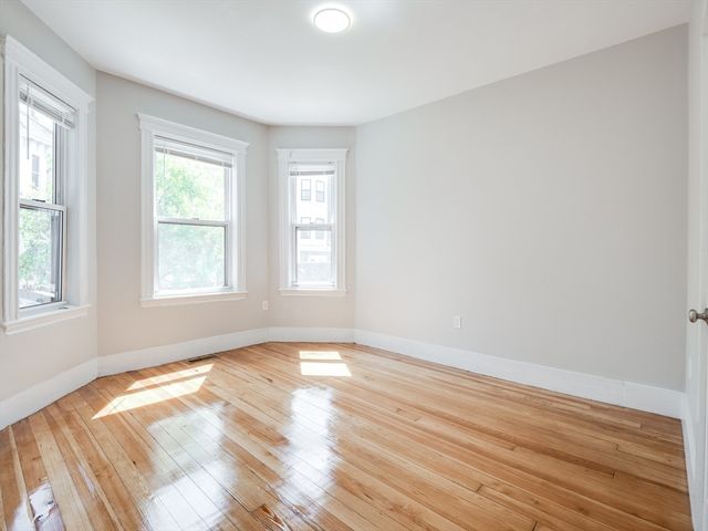 232 Saratoga St 2, Boston, MA 02128