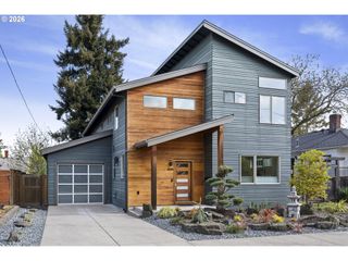 1525 Ne ROSA PARKS Way, Portland, OR 97221