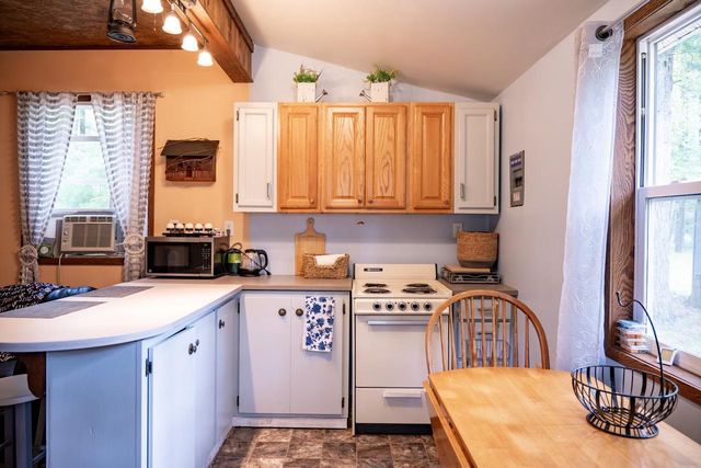 598 Badger Drive, Hancock, WI 54943