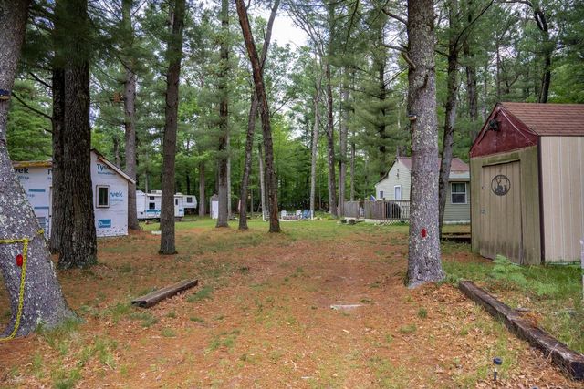 598 Badger Drive, Hancock, WI 54943