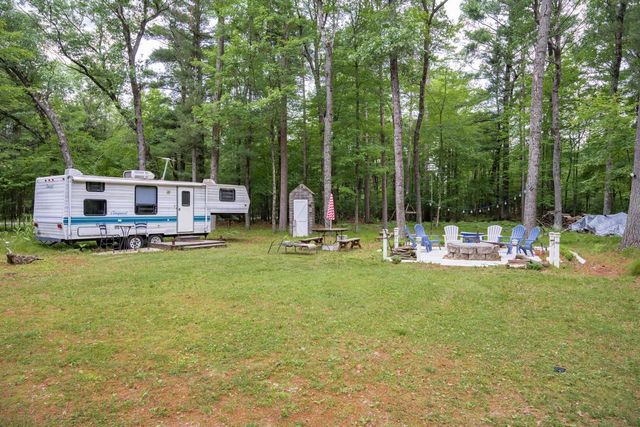 598 Badger Drive, Hancock, WI 54943