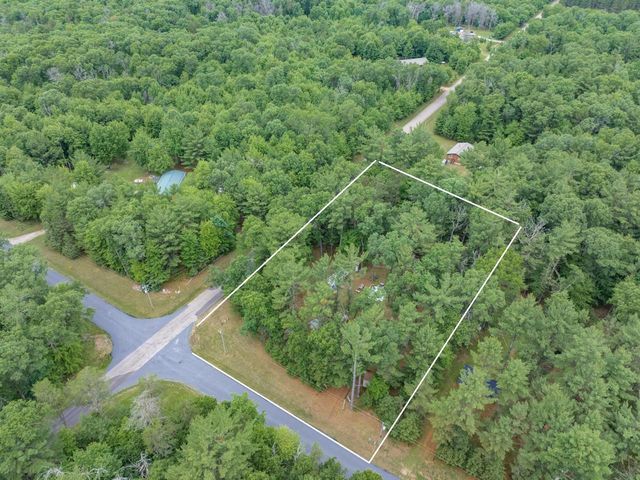 598 Badger Drive, Hancock, WI 54943