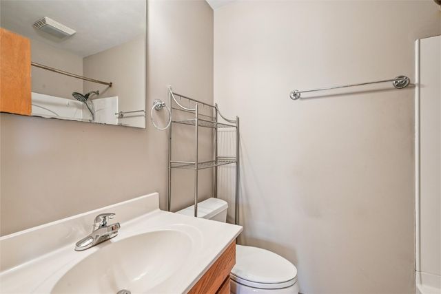 615 27th Street NW, Cedar Rapids, IA 52405