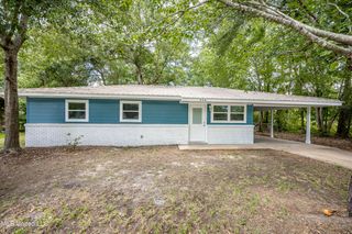 206 Beverly Drive, Ocean Springs, MS 39564
