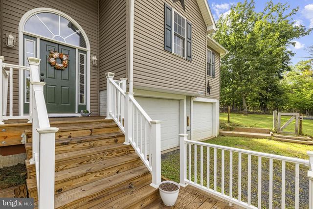 1008 ARROWHEAD RD, Front Royal, VA 22630