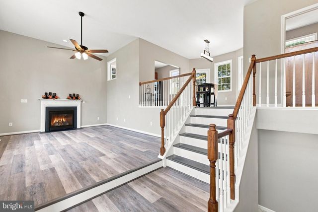 1008 ARROWHEAD RD, Front Royal, VA 22630