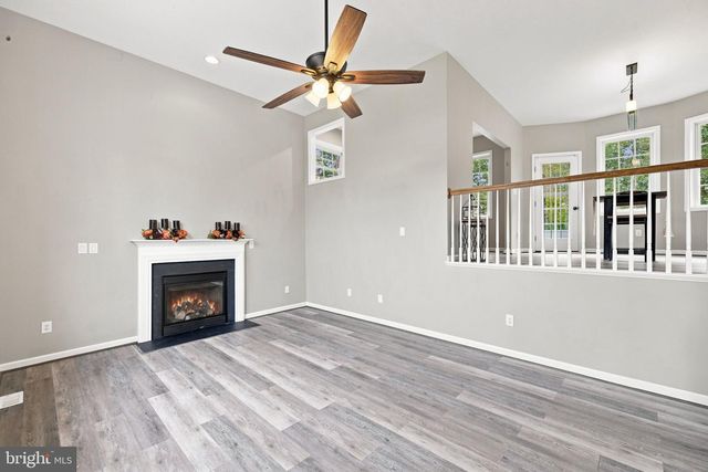 1008 ARROWHEAD RD, Front Royal, VA 22630