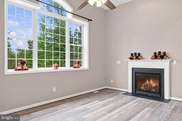 1008 ARROWHEAD RD, Front Royal, VA 22630