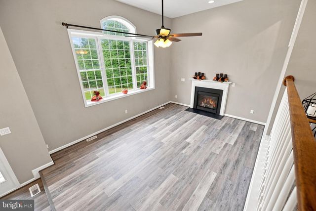 1008 ARROWHEAD RD, Front Royal, VA 22630