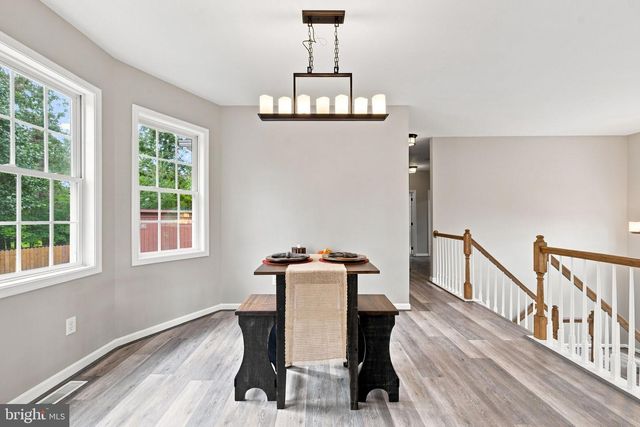 1008 ARROWHEAD RD, Front Royal, VA 22630